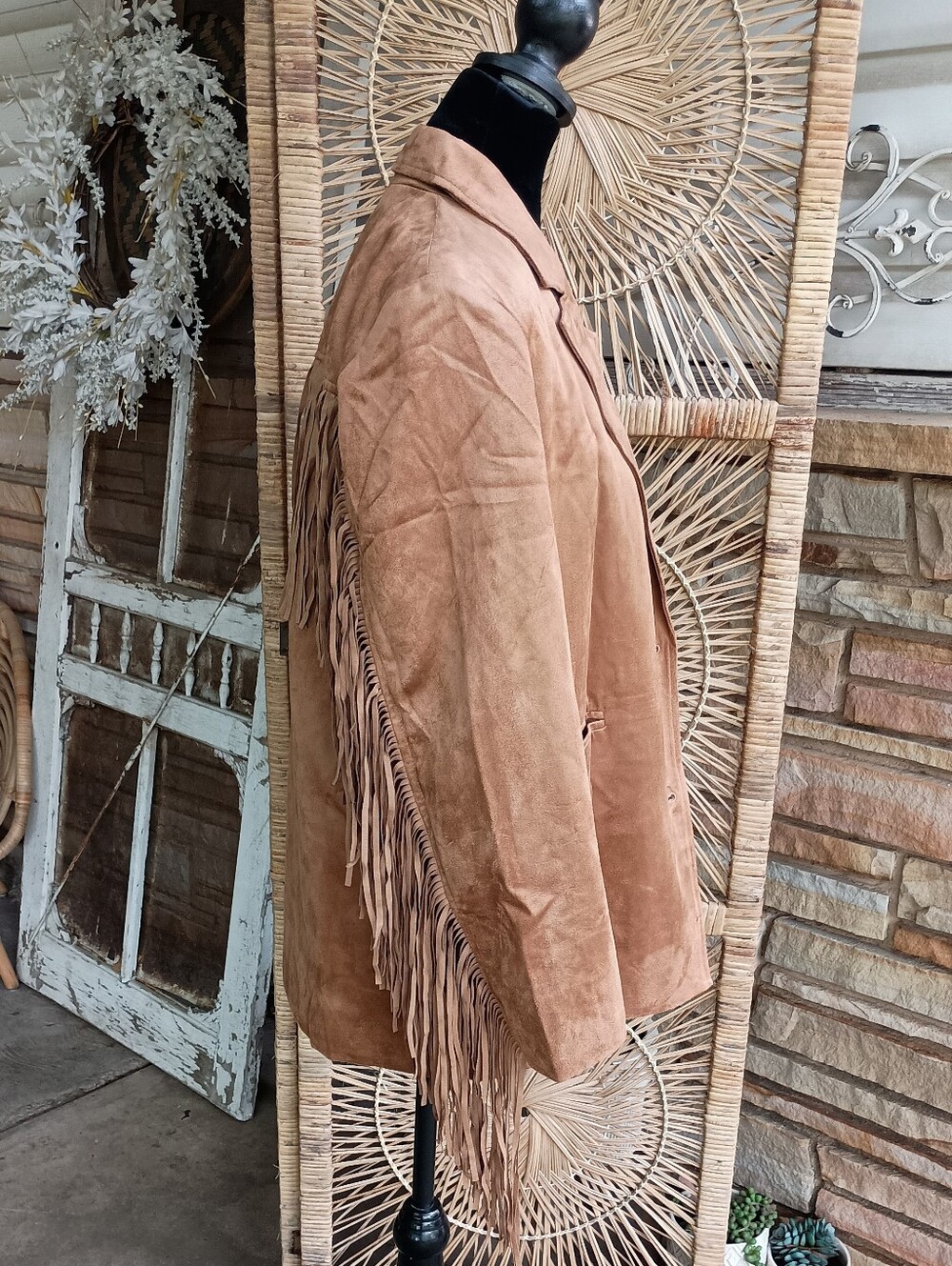 NWT Cicy Bell Fringe Suede Western Jacket in Camel_S - Picture 7 of 10